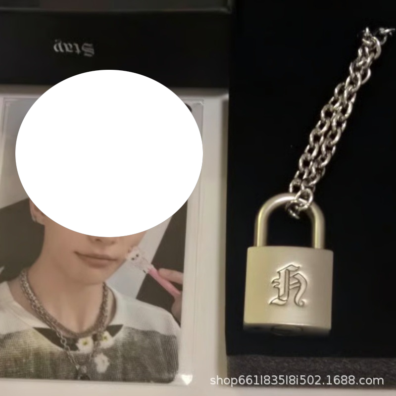 Kalung Kunci Logam Kreatif Yan - Men Accessories Style ulasan dan harga
