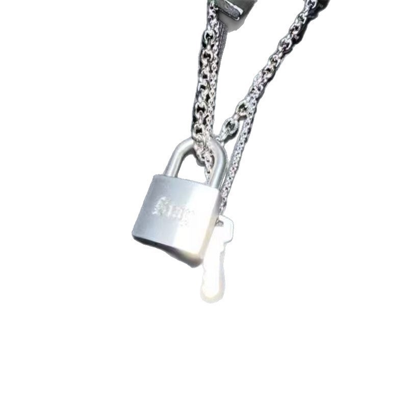 Kalung Kunci Logam Kreatif Yan - Men Accessories Style ulasan dan harga
